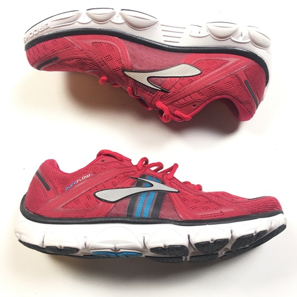 brooks sneakers red